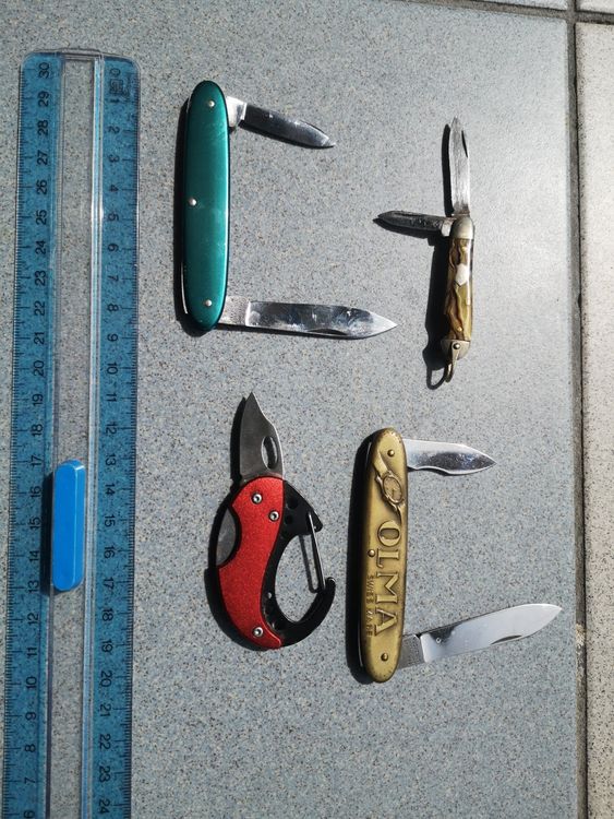 4 couteaux de poche Kaufen auf Ricardo