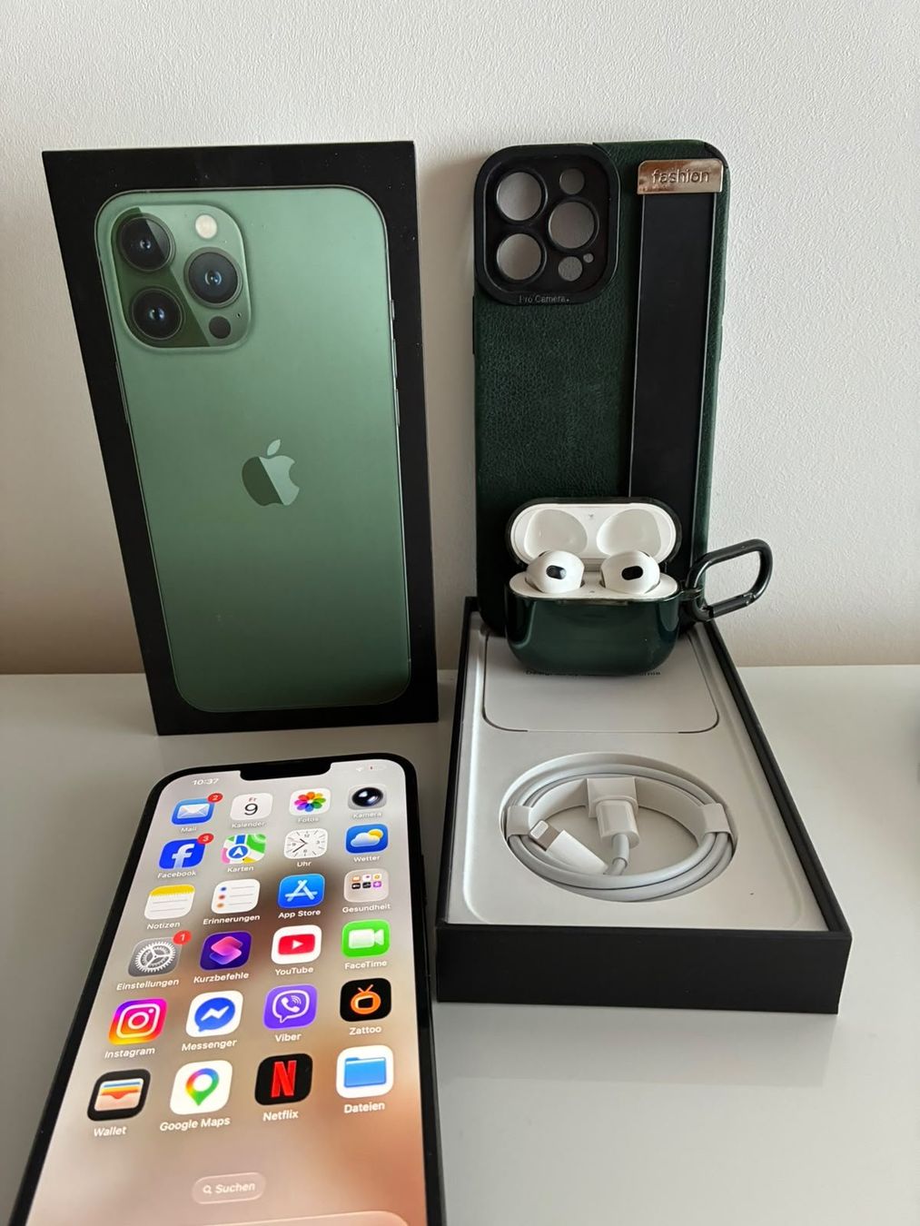 Apple Handys / Smartphones: Iphone 13 Pro Max plus Airpods! – Gebraucht aus Hägglingen von MR.BG