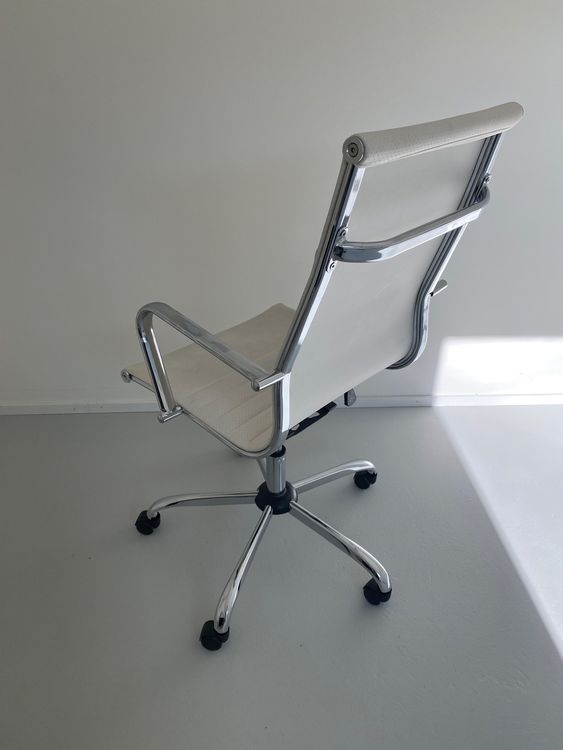 Spannende Weiss Chrom Ngel Ebenbild