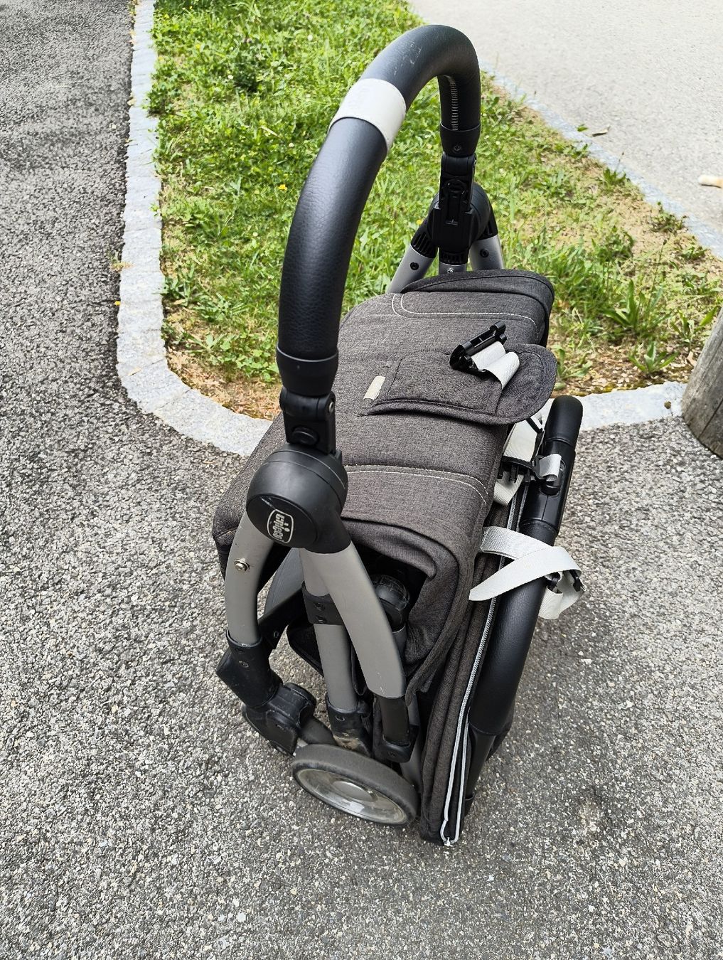 Chicco Kinderwagen: Poussette Chicco Goody Plus – Gebraucht aus La Chaux-de-Fonds von pmg_6y97 1