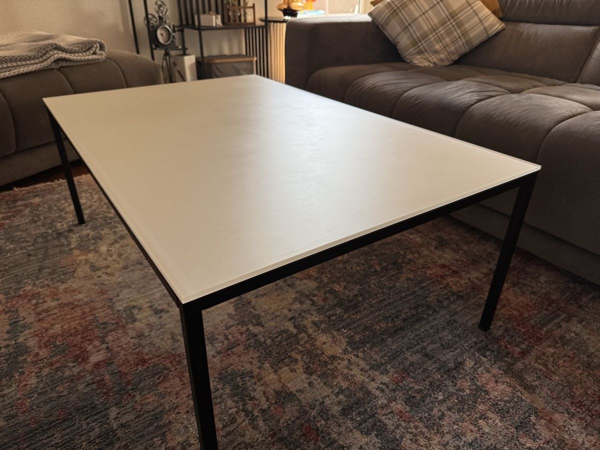Tavoli: Moderner Couchtisch mit Milchglasplatte – Usato da Elsau venduto da cali311 3