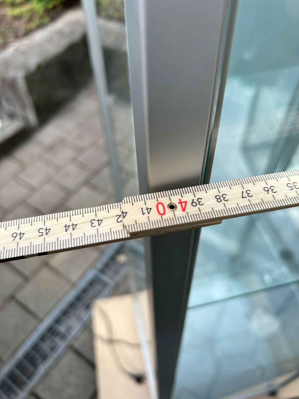 Vitrines: Glasvitrine mit Beleuchtung – D'occasion à Aarau par Tanichtis01 4