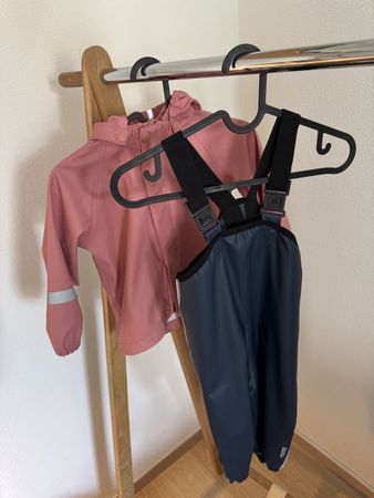 Reima Lammikko Regenhose und Lampi Regenjacke