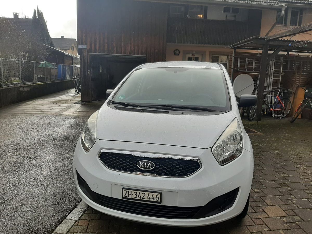 Kia Automobili: Kia Venga – Usato da Winterthur venduto da zwickyC