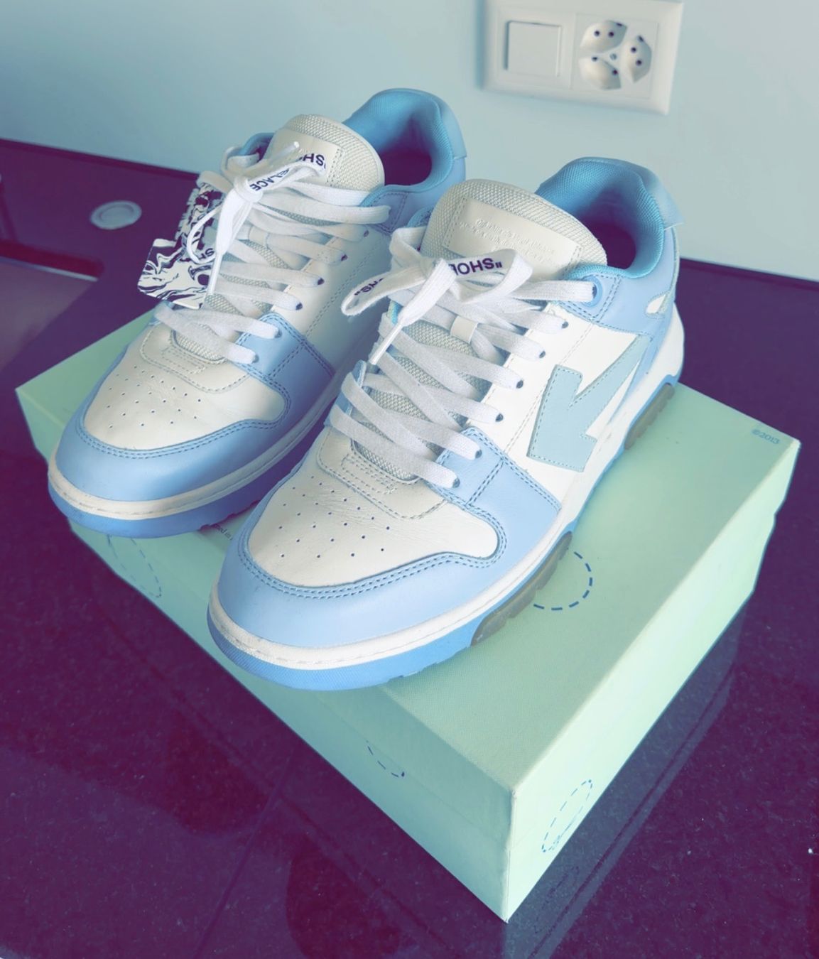Off-White Scarpe da uomo: Off-White Out Of Office Calf Leather – Usato da Hagendorn venduto da Sneakerfreak_23 2