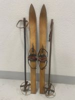 Ski (K 28), sehr alte Kinderski mit Lederbindung