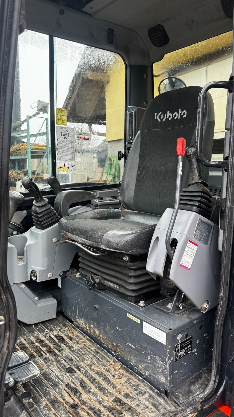 Kubota Bagger: Bagger Hutter Kubota KX057-4 mit Oilquick Nr. 005 – Gebraucht aus Niederbipp von baggerch 6