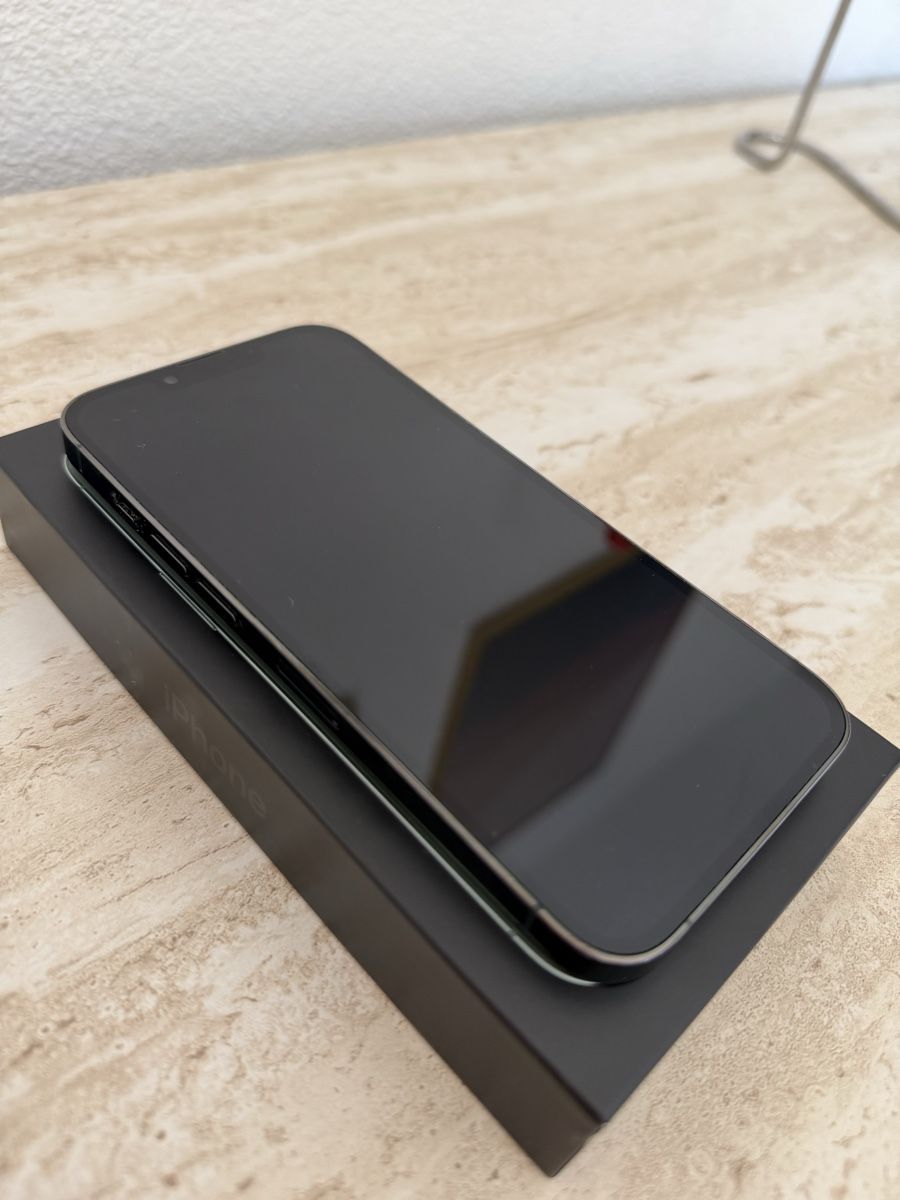 Apple Handys / Smartphones: iPhone 13 Pro 128 GB – Vert Alpin – Gebraucht aus Rolle von voi_gh6s