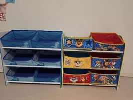 Spielzeug Regal 