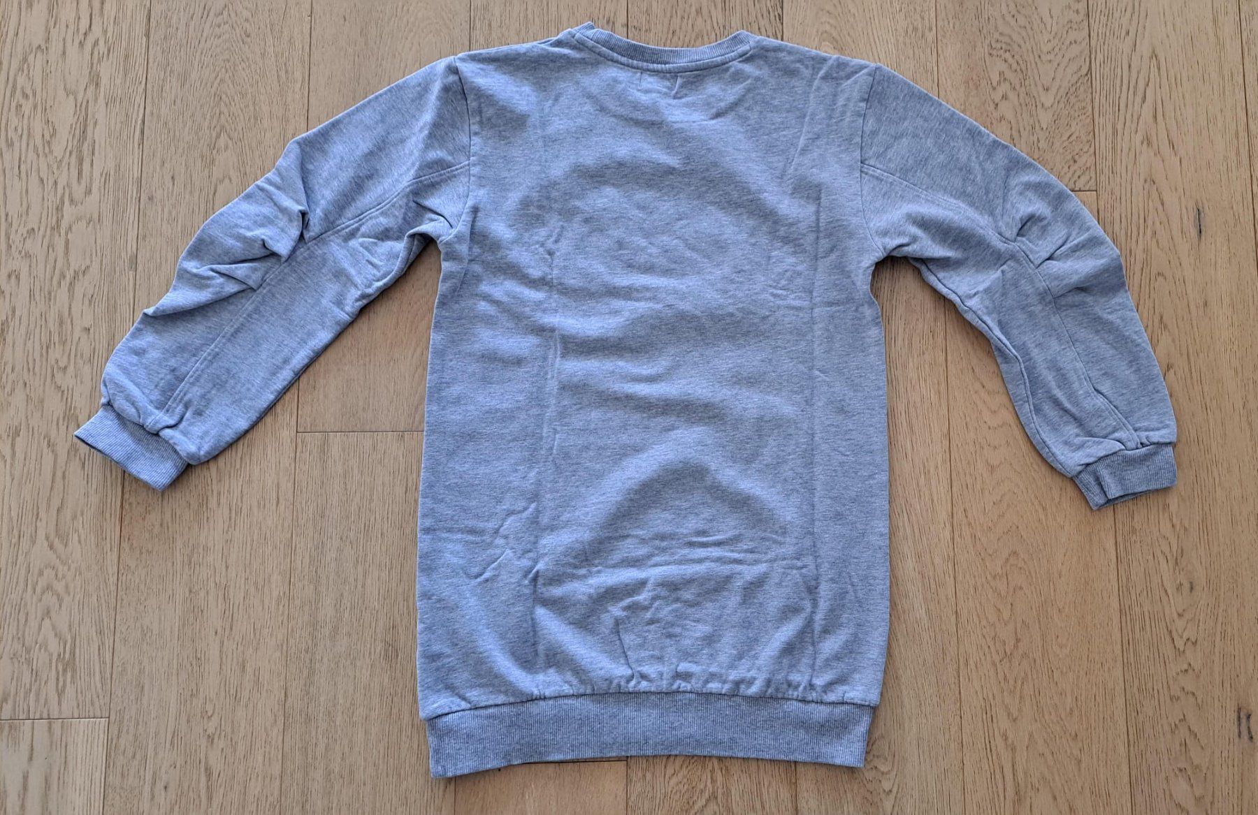 Liu Jo Pullover & Sweatshirts: LIU-JO Sweatshirt/Kleid Me contro te, Gr. 152 – Gebraucht aus Massagno von Michaela.F 3