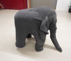 Design Hocker ELEFANT Bezug Geschenk NP 240 Fr (MP01)
