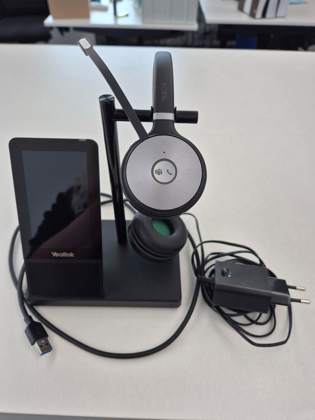 Yealink Cuffie: Yealink WH66 MS Stereo NC (DECT, USB, Bluetooth) – Usato da Safenwil venduto da PromotAG
