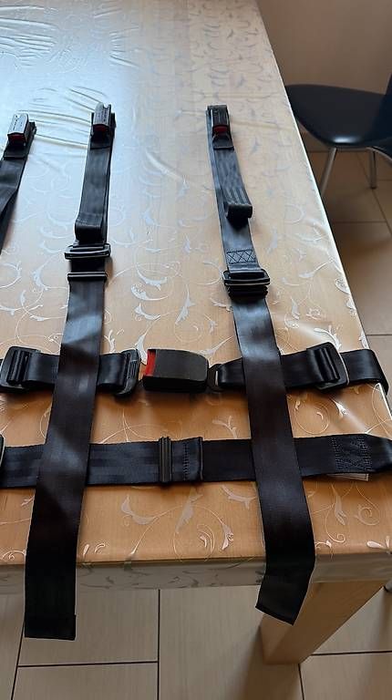 Tutti pezzi di ricambio auto: Cinture 4 punti auto – Usato da Molare venduto da Reto_Della_Torre 2