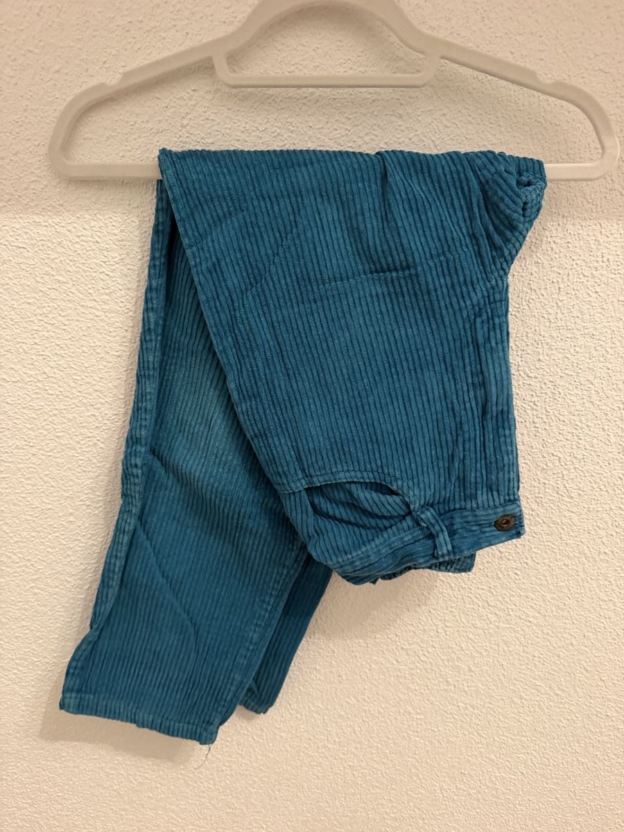 Pantalons: Kinder Jeans – D'occasion à Eschenbach LU par Tatzi1