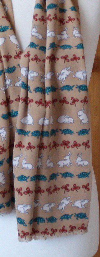 Foulards, Tücher & Schals: Schal Tuch beige - bunt zweiseitig – Gebraucht aus Flüelen von Diversicum-Textil 3