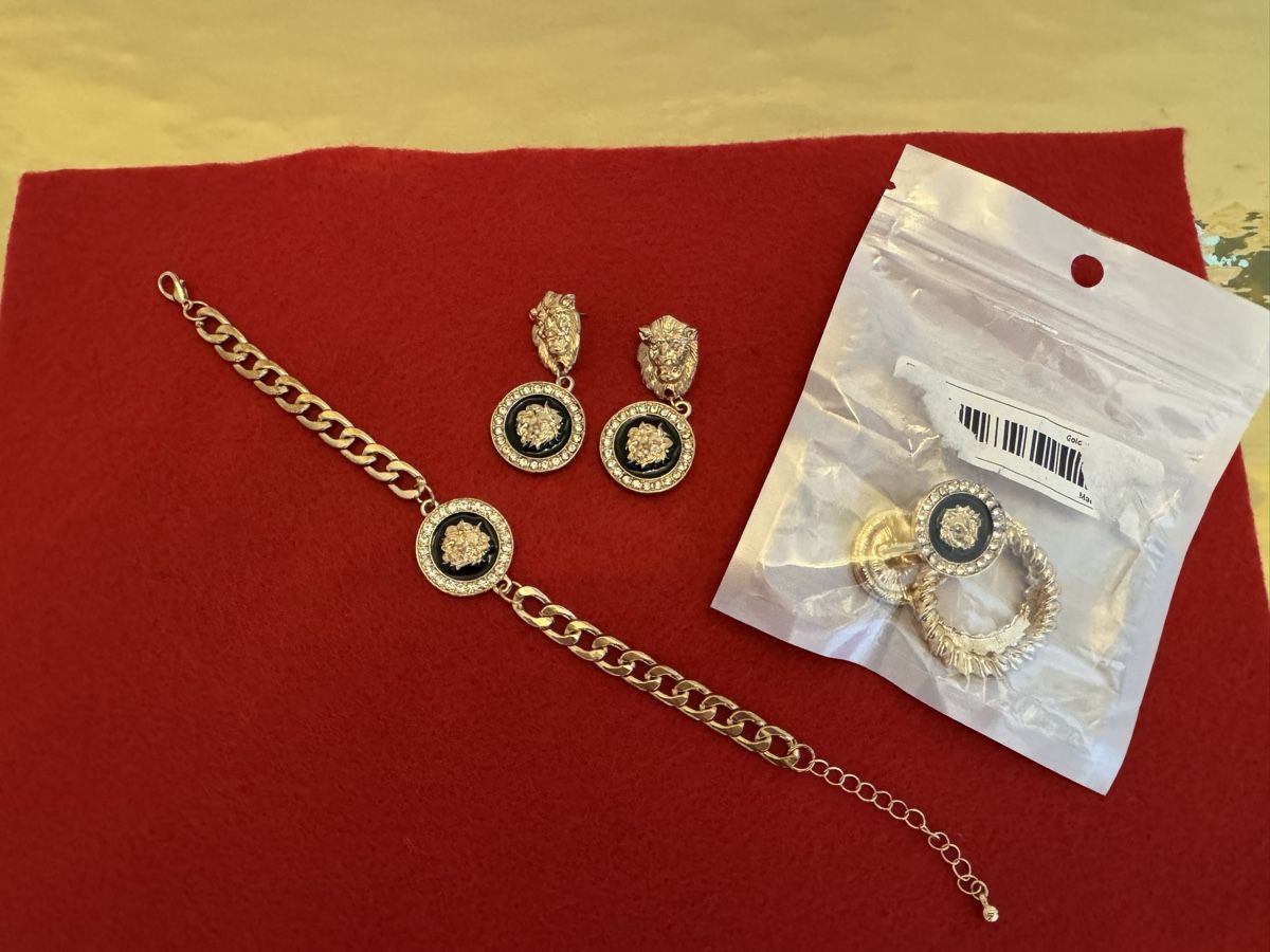 Altri gioielli: Fünfteiliges Modeschmuck-Set (neu) – Nuovo (secondo la descrizione) da Lachen SZ venduto da artbyblondangel 8