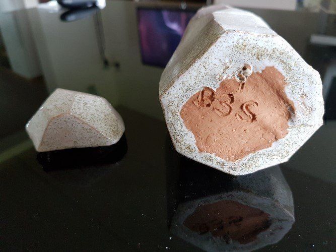 Tutte le decorazioni: origenelles Ton Gefässin" – Usato da Giswil venduto da online-Brockenhaus 2