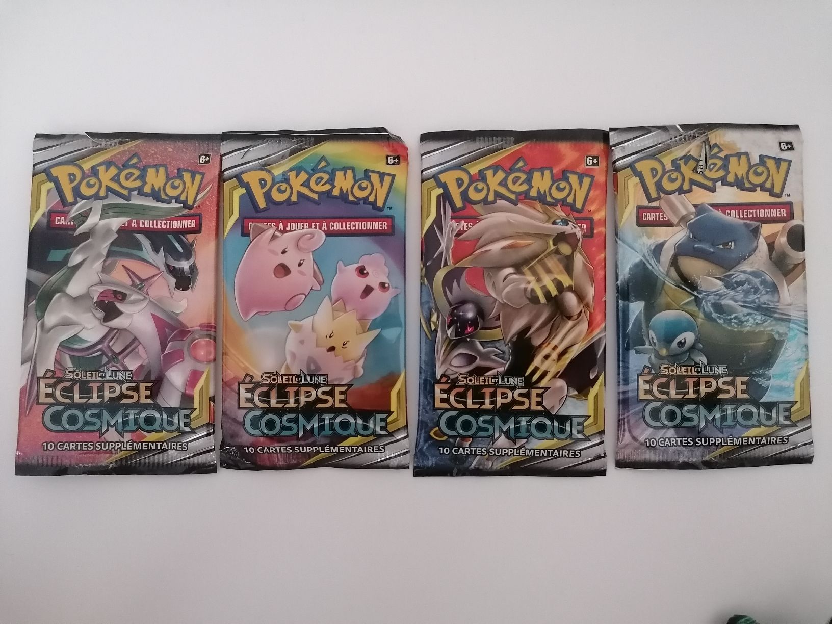 Pokémon Carte collezionabili: Boosters Pokemon SL Éclipse Cosmique vides – Usato da Ecublens VD venduto da loi_dy6b