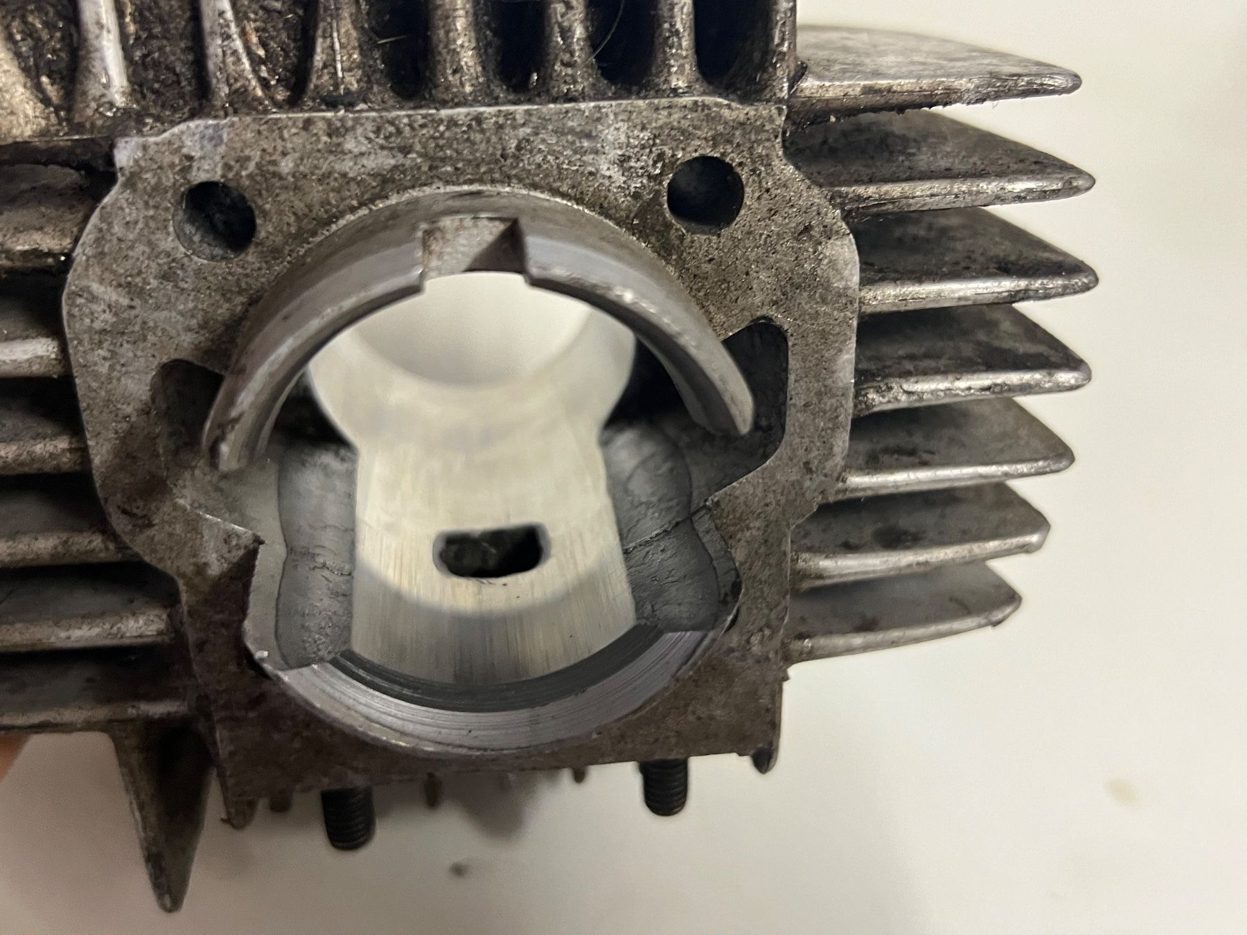 Puch Parti ricambio per ciclomotori: Puch Maxi E50 Zylinder 38mm – Difettoso da Steffisburg venduto da FlorianJohner 5