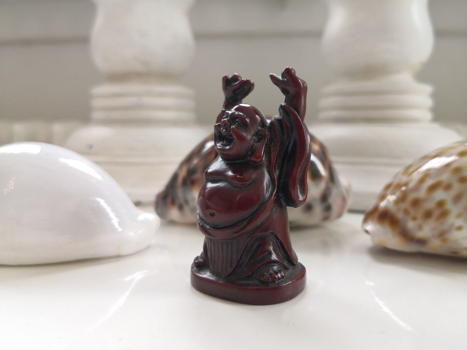 Sculture & Statue: 🤩KLEINE BUDDHA STATUE ROT – Nuovo (secondo la descrizione) da Olten venduto da Naja-Twins-Twins 1