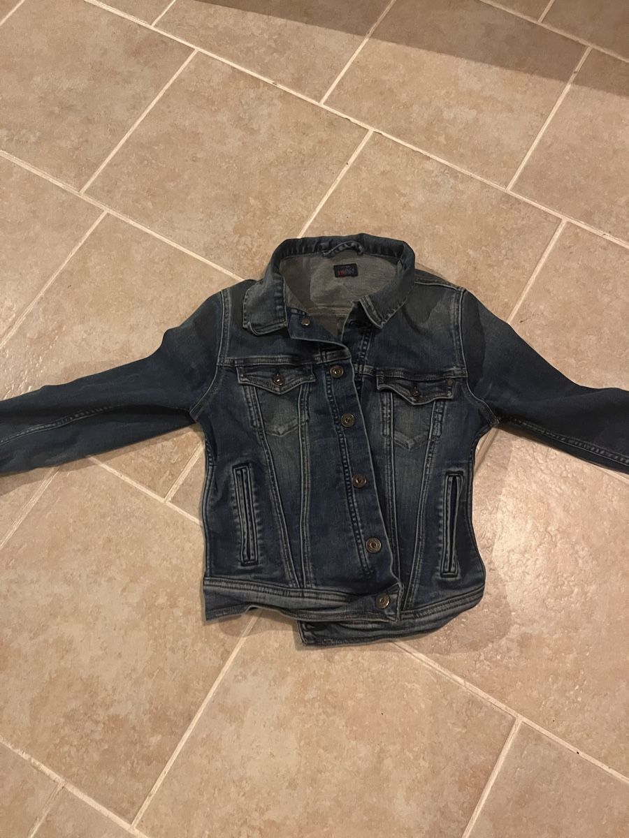 Levi's Jacken: Jeansjacke – Gebraucht aus Brüttisellen von cepara 2