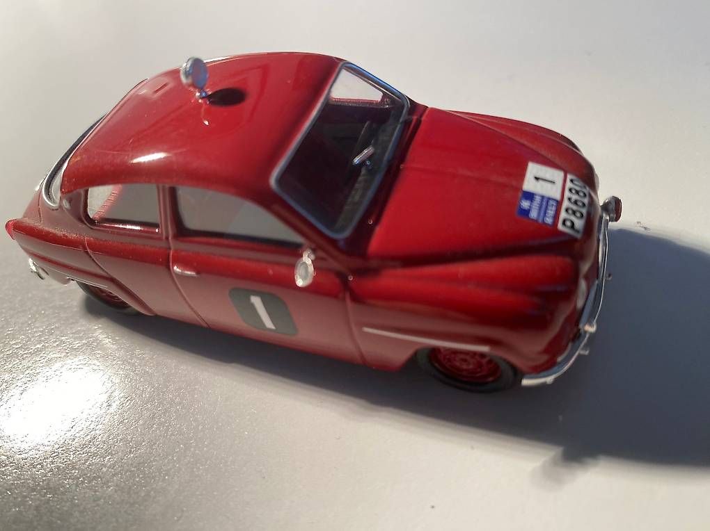 Modellautos: SAAB 96 Oldtimer Modell 1:43, rot – Gebraucht aus Bern von Pfupfi0 3