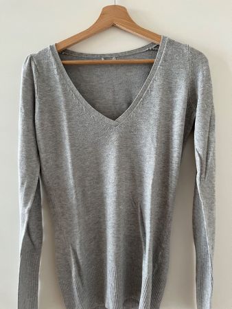 Pull gris