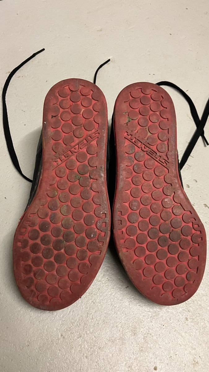Five Ten Damenschuhe: Five Ten Freerider Bikeschuhe Damen Grösse 39 – Gebraucht aus Wettingen von Vichli 2