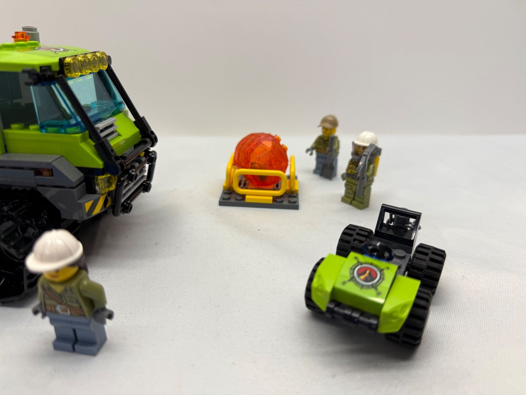 Lego Kit di costruzioni: Lego City 60122 - Volcano Crawler / Vulkanraupe – Usato da Burgdorf venduto da Pistar 5