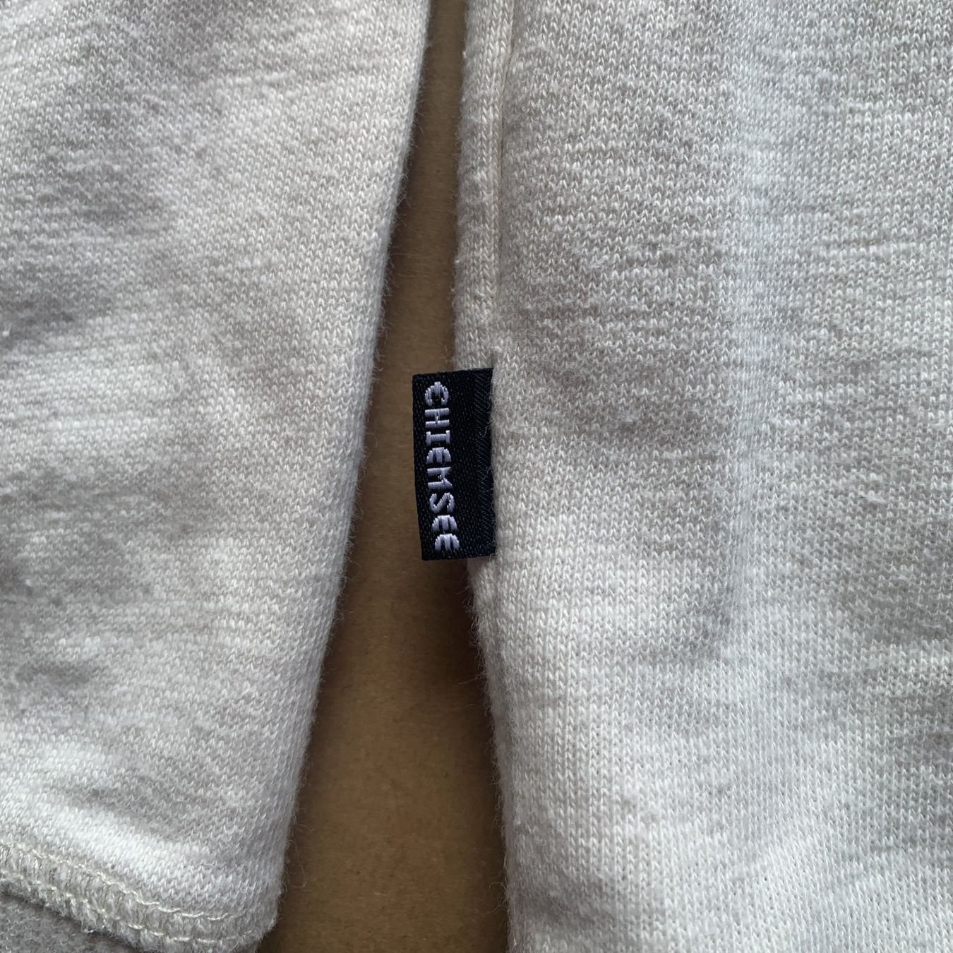 Chiemsee Pullover & Sweatshirts: Weißes Chiemsee-Sweatshirt – Gebraucht aus Chalais von Decoarts.art 3