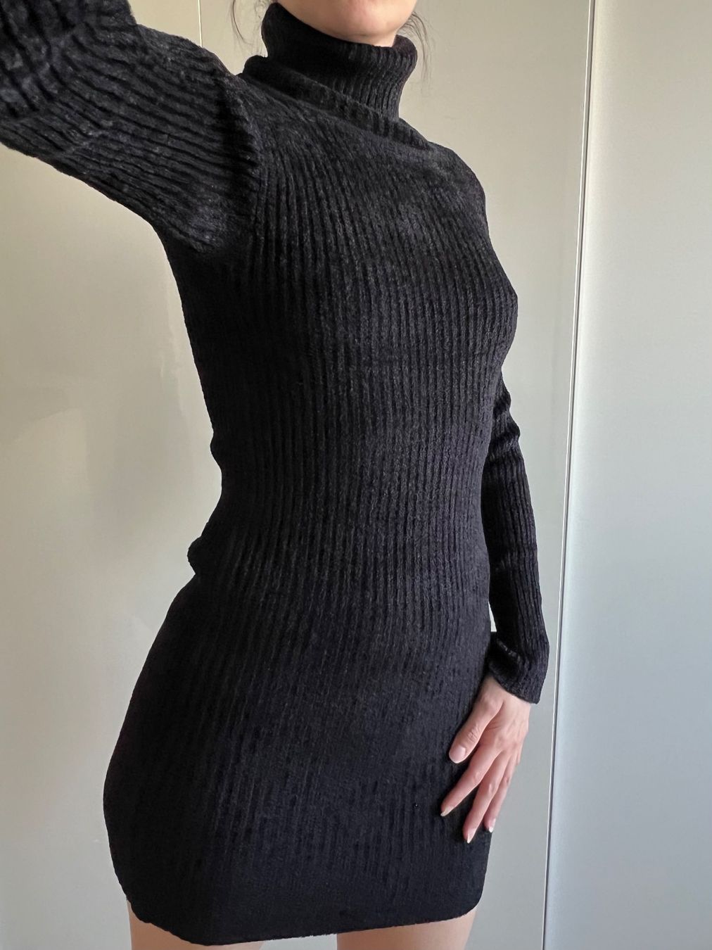 Iro Vestiti: Robe pull noire IRO col roulé, taille S – Usato da Genève venduto da alfalfa