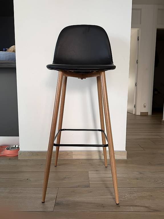 Tabourets: Sedia sgabello – D'occasion à Paradiso par dav_5gwn