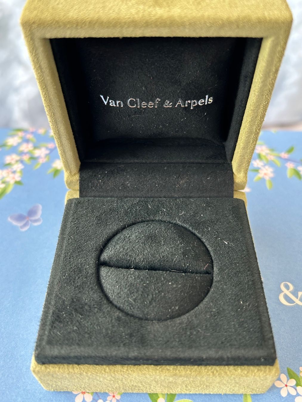Portagioie: Ringschatulle | Van Cleef & Arpels – Usato da Zürich venduto da Hermia 1