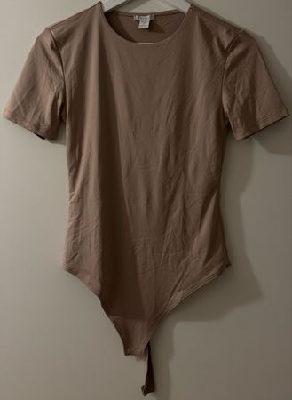 NewYorker Body Beige, Grösse M