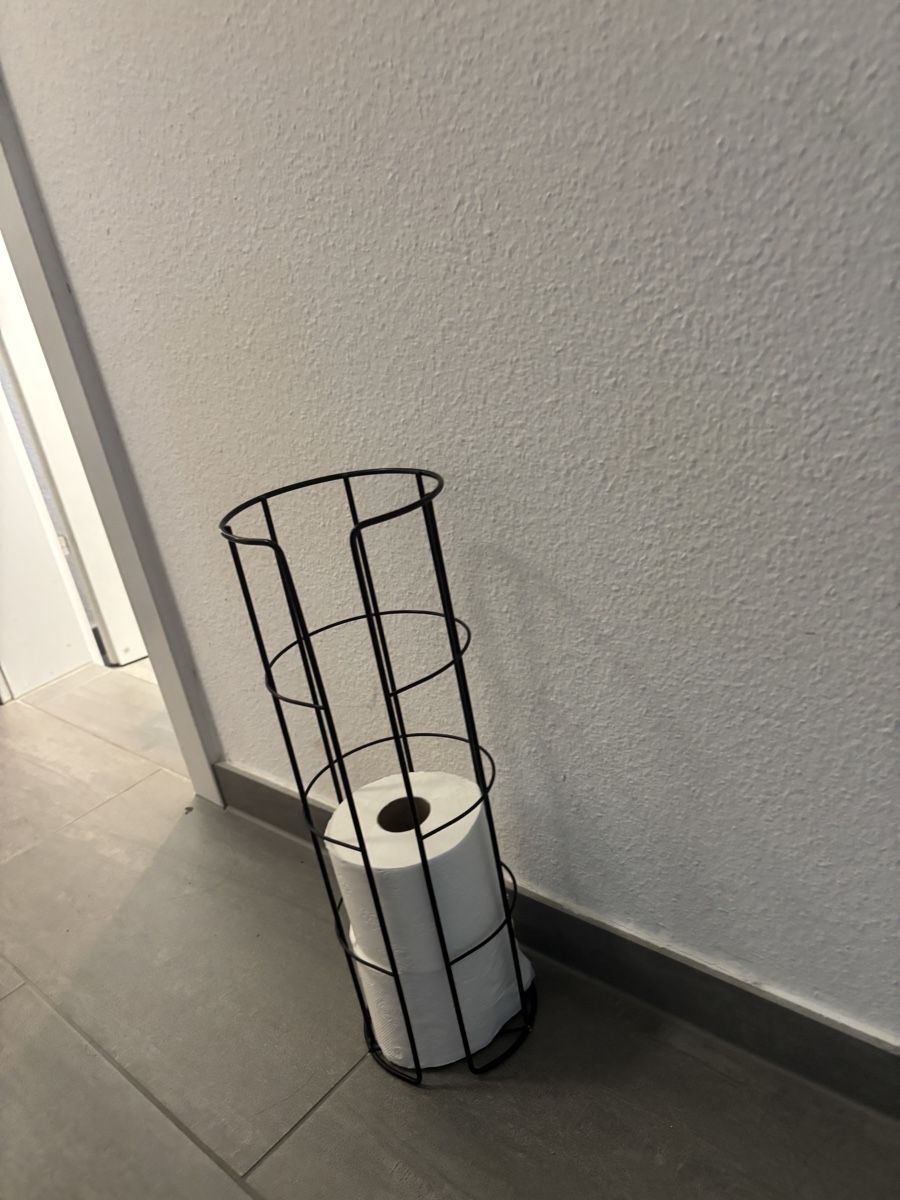 WC: Schwarzer Toilettenpapierhalter aus Metall – Nuovo (secondo la descrizione) da Langenthal venduto da rob_2kqd