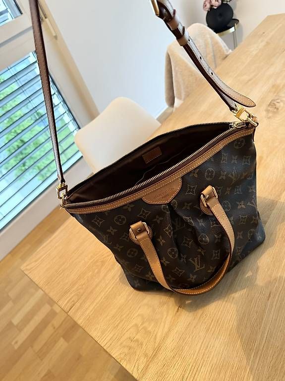 Sacs femmes: Louis Vuitton Monogram Palermo  – D'occasion à Glis par zel_8kvj 1