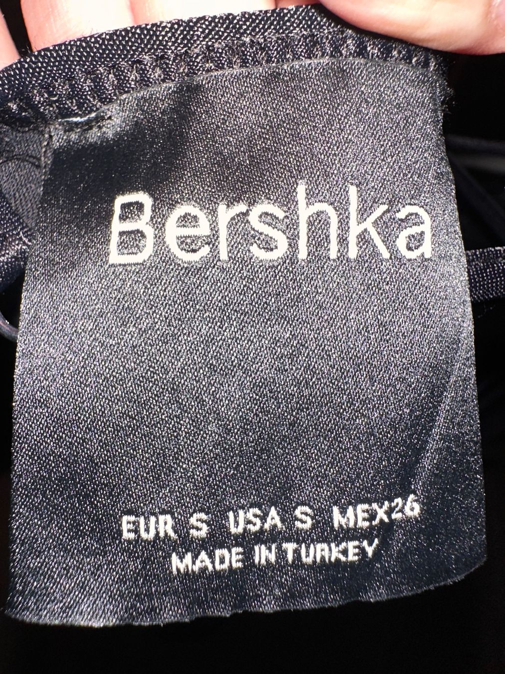 Bershka Kleider: Schwarzes Kleid Gr. S Bershka – Gebraucht aus Dübendorf von bol_h67v 2