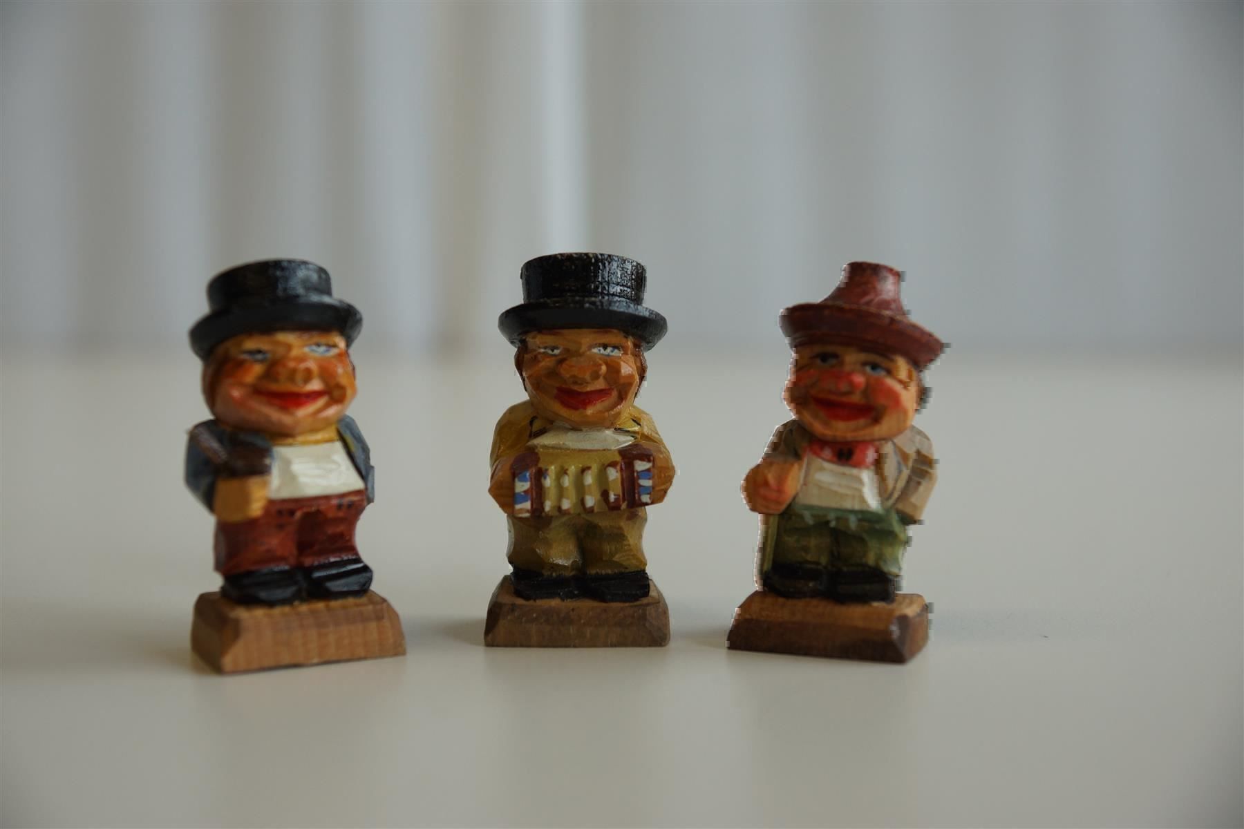 Skulpturen & Statuen: Musiker, geschnitzt – Neu und originalverpackt aus Brienz BE von P.Edelweiss 2