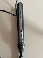 Haarglätteisen der Marke Remington Model S-1051