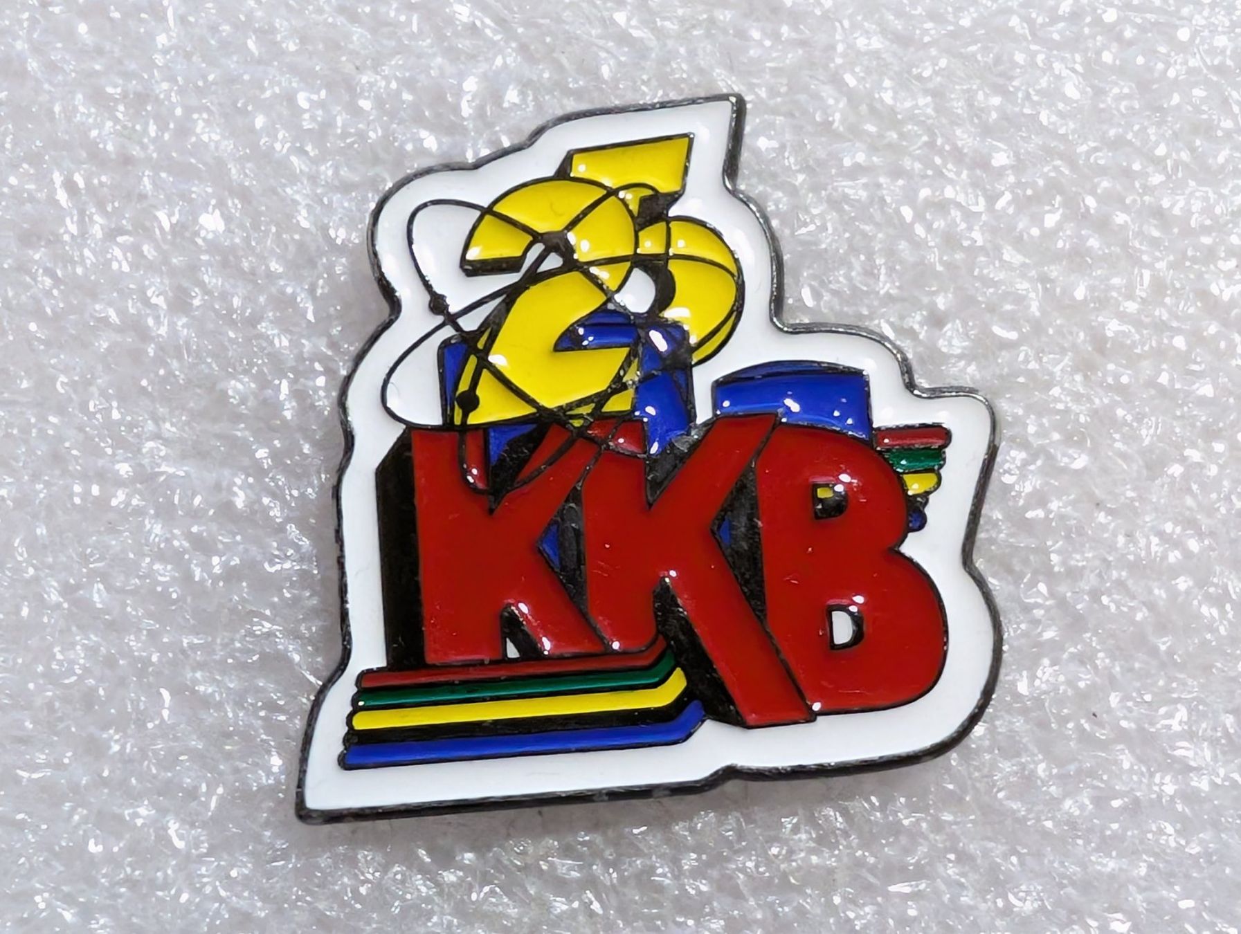 Plaketten & Abzeichen: Ansteckpin 297: KKB – Gebraucht aus Oppligen von Pin-Fall-Shop