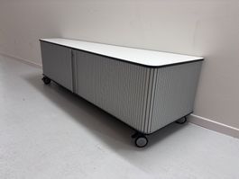 Rolladen-Schrank auf Rollen, ideal als Sideboard