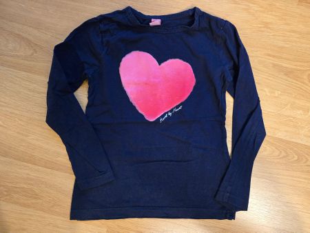 Langarmshirt Herz Motiv Grösse 128