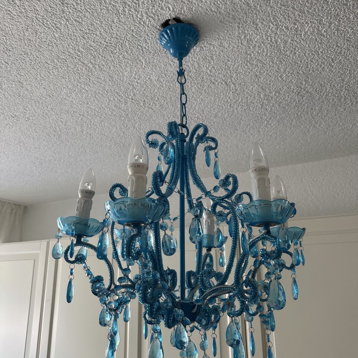 Lustres & lampes de plafonds: Kronleuchter blau – D'occasion à Oberglatt ZH par any58 1