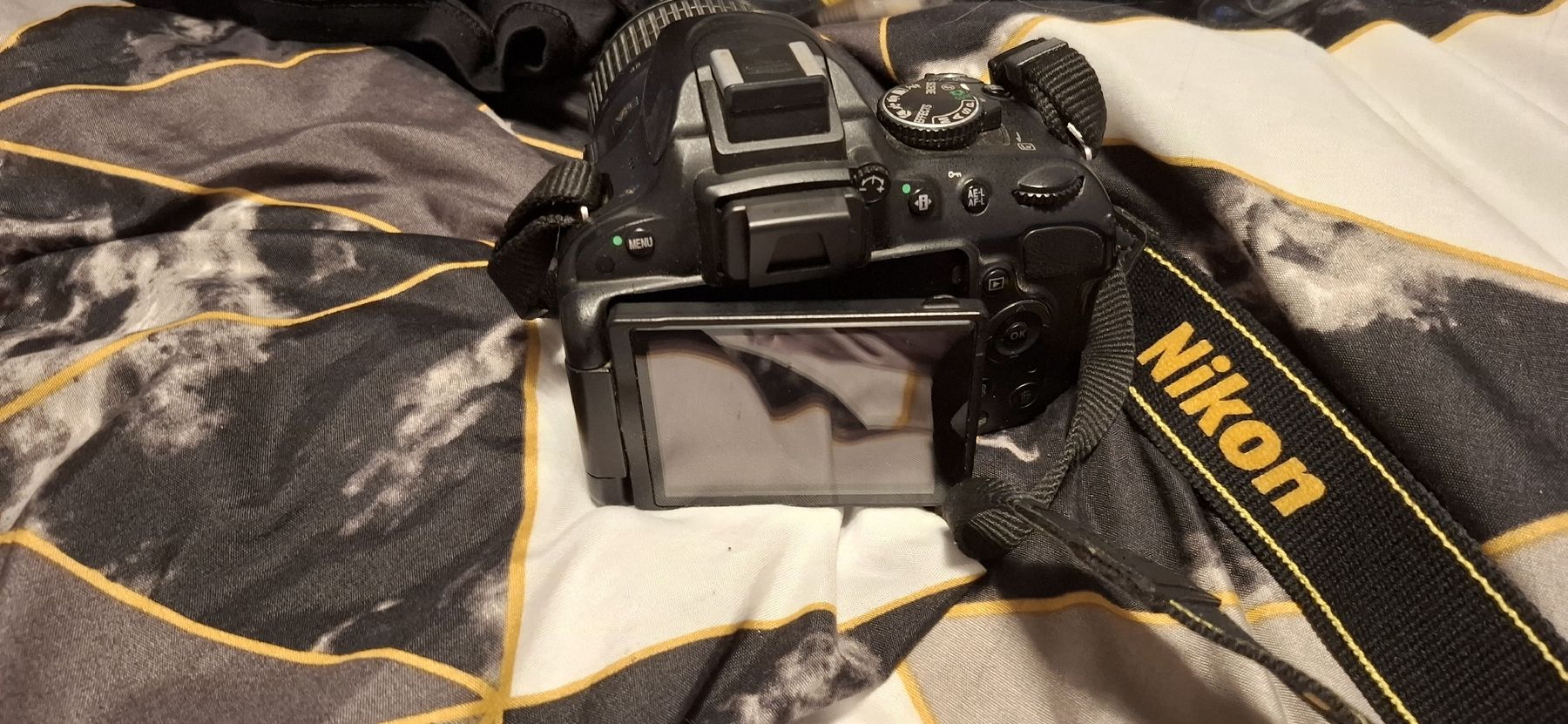Nikon Fotocamera: Kamera Nikon D5100 – Usato da Endingen venduto da RJ1810 3