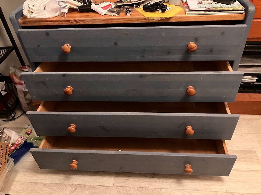 Meuble avec tiroirs et étagère (D'occasion) à Epalinges pour CHF 40 ...