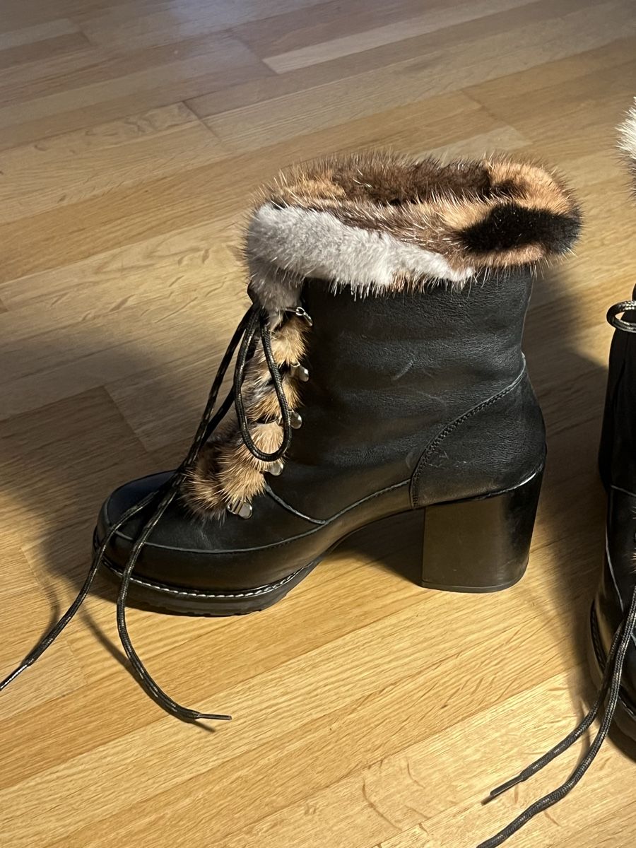 Stuart Weitzman Damenschuhe: Stuart Weitzman Winter Boots 38 – Neu (gemäss Beschreibung) aus Zürich von HeliK 1