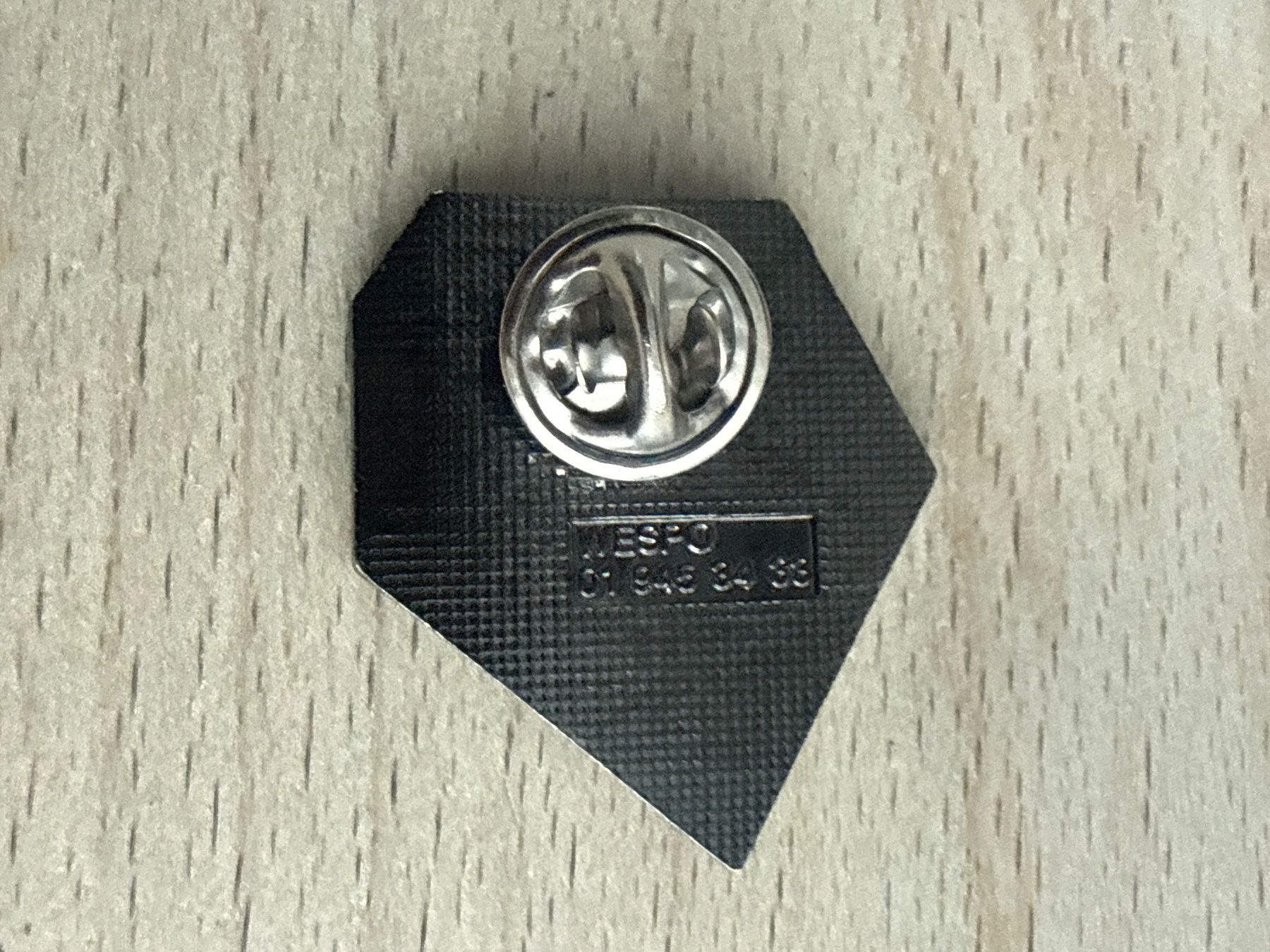Placchette & Badge: Pin  VEGA Niveau Swing – Usato da Glattbrugg venduto da Schweigmatt 1
