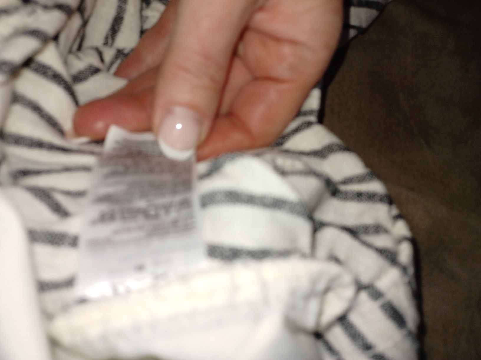 Pantaloni: pantalon rayé old navy – Usato da Servion venduto da josephine22 5