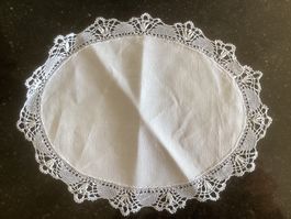 Feine Deckchen, Handarbeit, weiss, oval, Vintage Look
