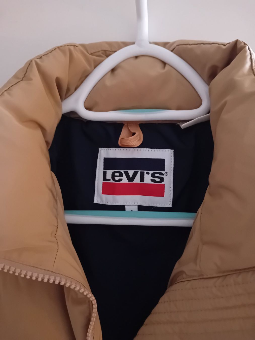 Levi's Giacche: Levis Winterjacke beige – Usato da Herisau venduto da nef_nq6c 3